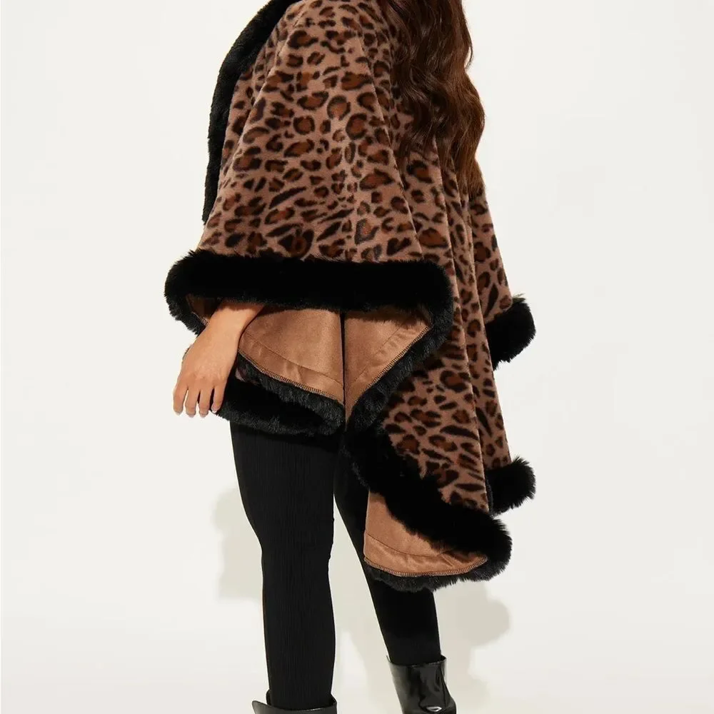 Fashion Nova Leopard Print Sweater with Black Trim - Picture 3 of 3